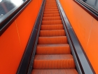 Rolltreppe_Orange.jpg